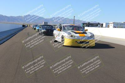 media/Nov-19-2022-Speed Ventures (Sat) [[eb5c8f9508]]/Around the Pits/Pre Grid Race Group/